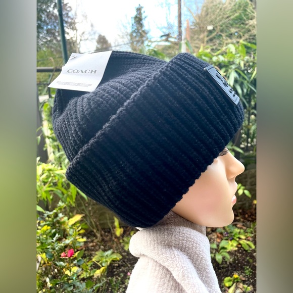 Coach Ribbed Black Beanie. - Picture 3 of 15